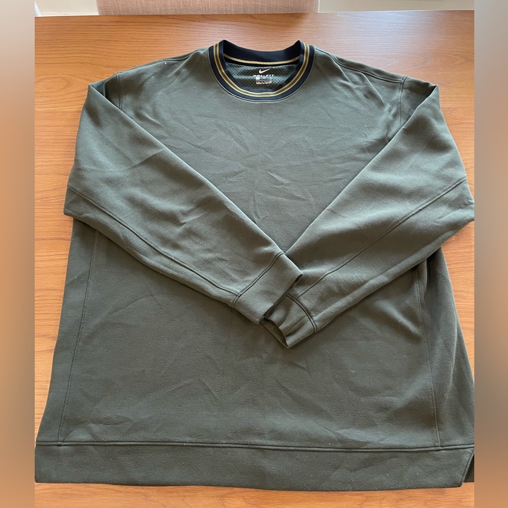 Nike dri fit crew neck pullover